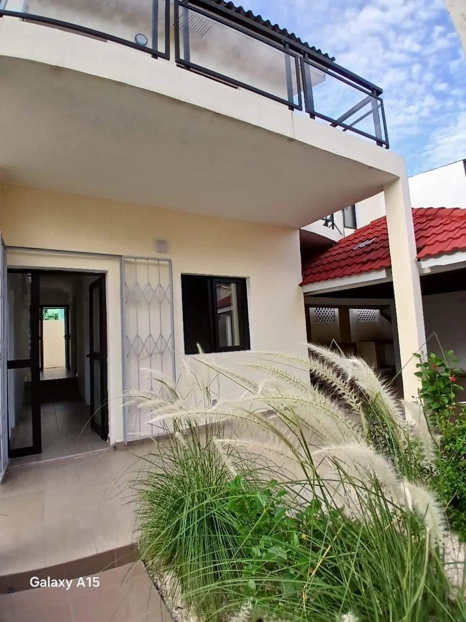 Villa for sale 300 m². 8EME TRANCHE, Abidjan. 