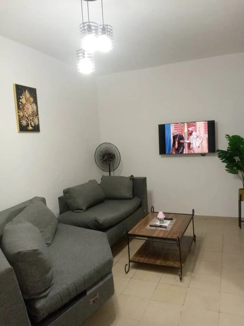 Entire place for rent 150 m². KOUMASSI REMBLAIS. 