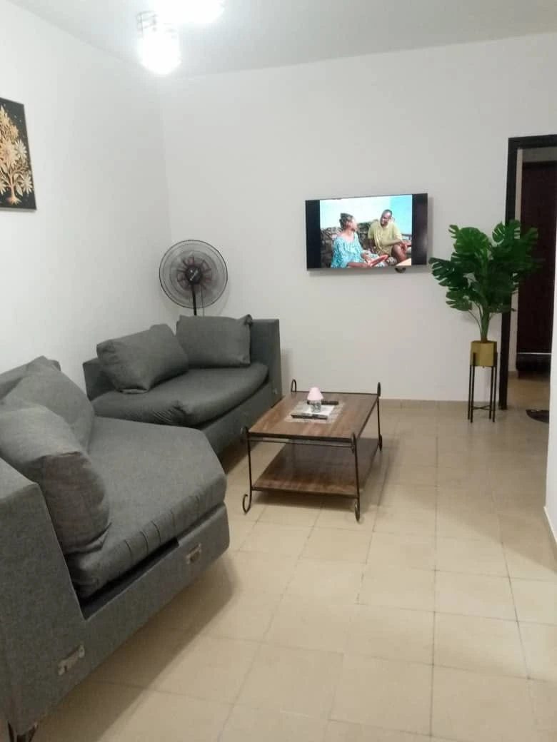 Entire place for rent 150 m². KOUMASSI REMBLAIS. 