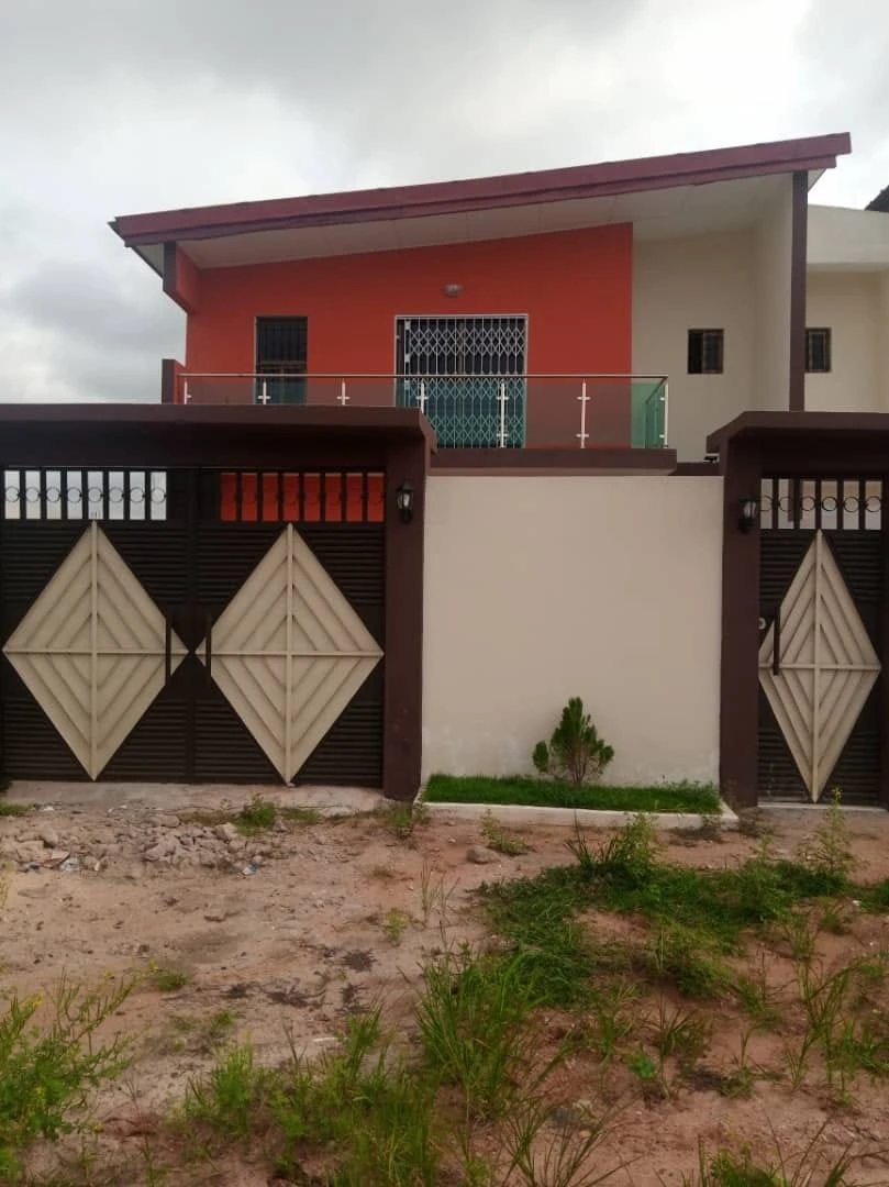 Villa for rent 300 m². BINGERVILLE. 