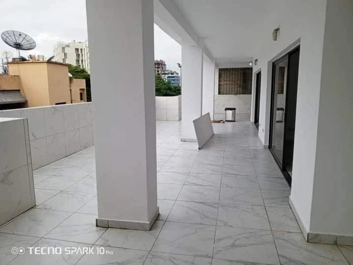 Apartment for rent 150 m². MARCORY ZONE 4C. 