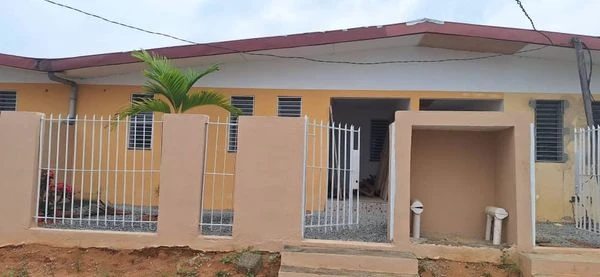 VILLAS DE 3 PIECES A VENDRE A EBIMPE