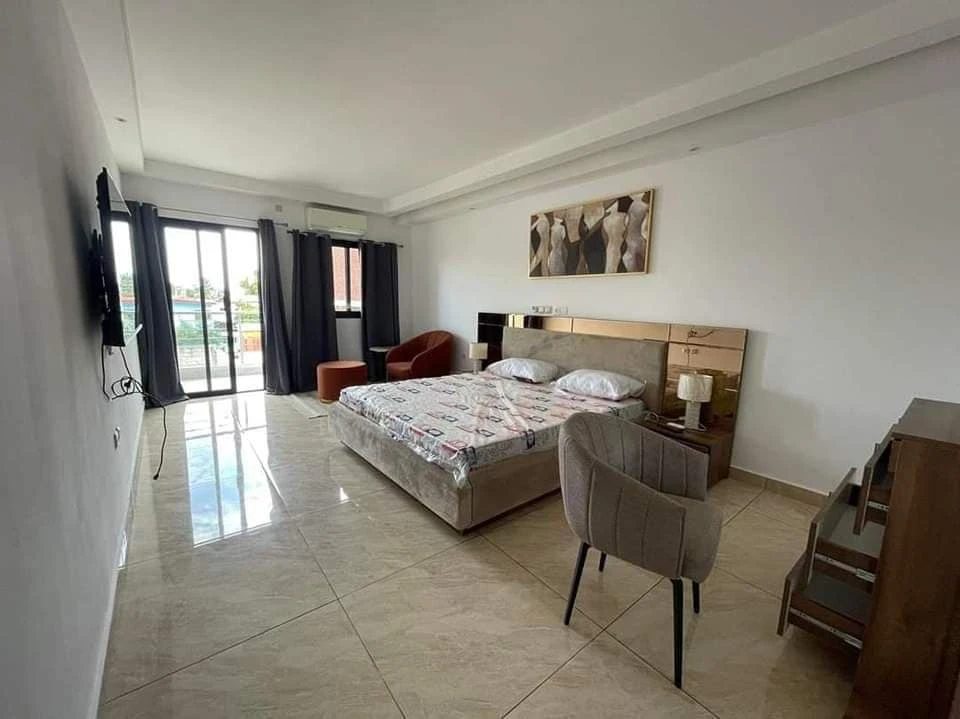 Apartment for rent 150 m². RIVIERA 4 M'BADON. 