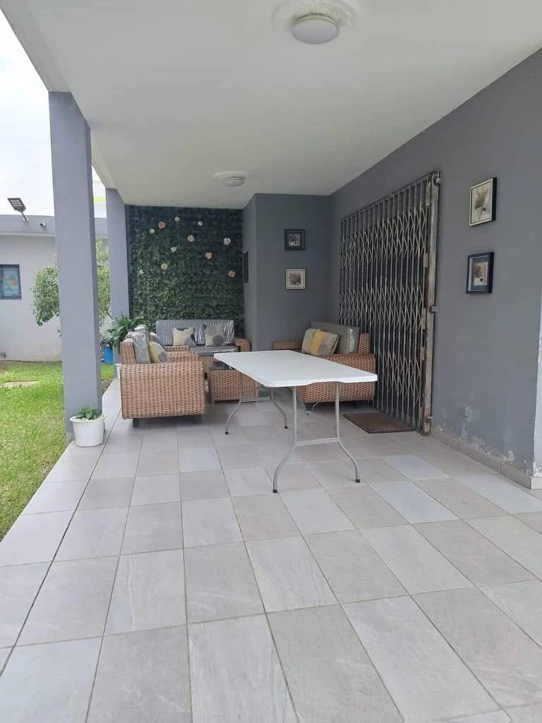 Duplex for sale 613 m². BINGERVILLE. 