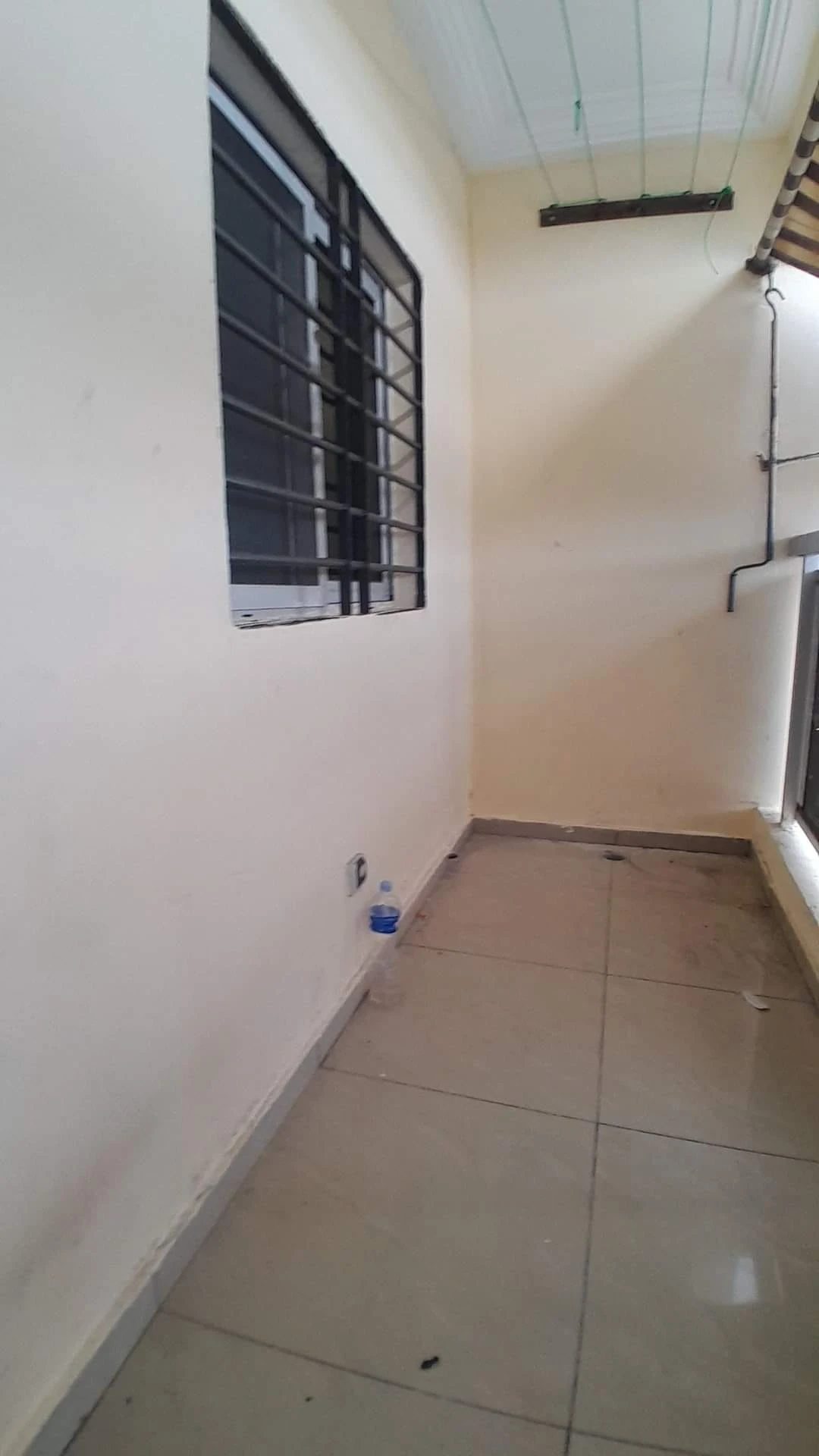 Apartment for rent 300 m². BINGERVILLE. 