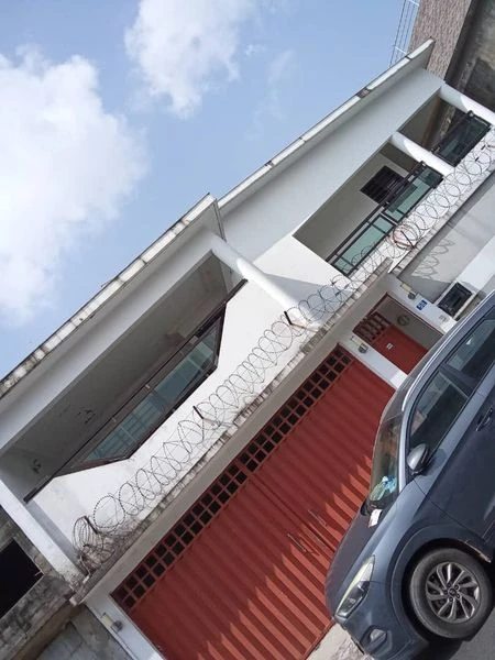 Triplex for sale 307 m². COCODY RIVIERA 3. 